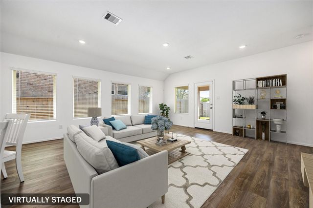 11222 Stirton Drive, Tomball, TX 77375