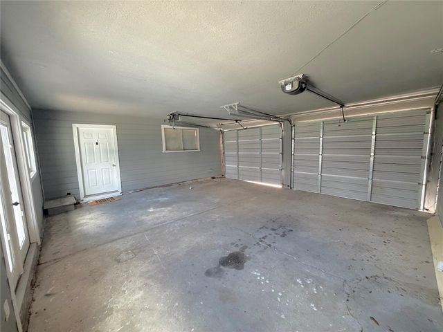 1735 W 43rd Street, Houston, TX 77018