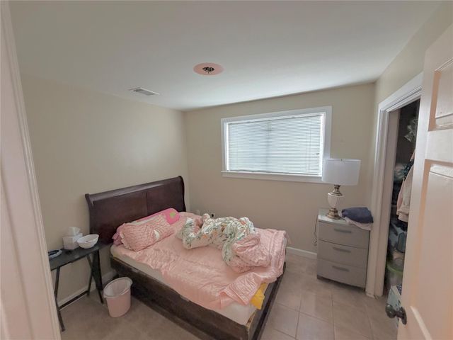 1735 W 43rd Street, Houston, TX 77018