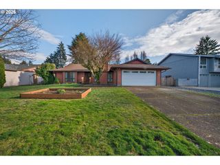 6507 Nw LUPIN St, Vancouver, WA 98663