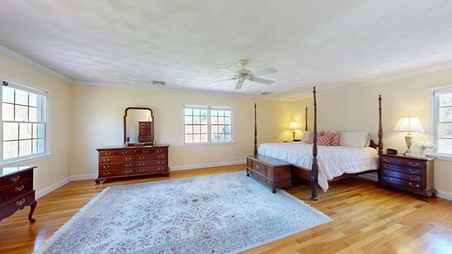 3 Whitcomb Way, North Reading, MA 01864