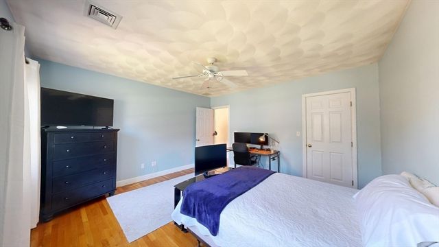 3 Whitcomb Way, North Reading, MA 01864