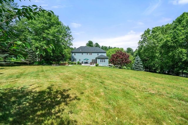 3 Whitcomb Way, North Reading, MA 01864