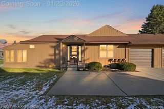 12355 Nantucket Drive, Green Oak Township, MI 48178