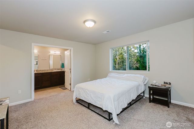 244 NE Tronson Circle, Bremerton, WA 98311