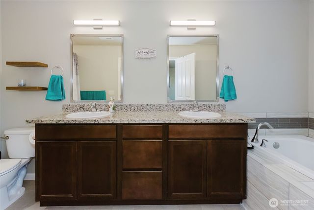 244 NE Tronson Circle, Bremerton, WA 98311