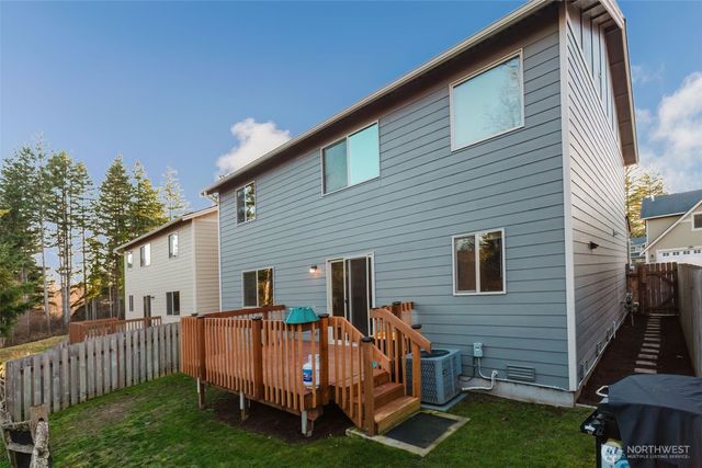 244 NE Tronson Circle, Bremerton, WA 98311