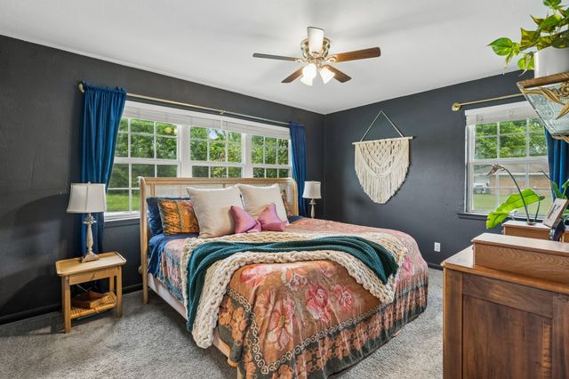 2306 W Five Mile Parkway, Dallas, TX 75224