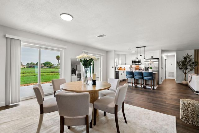30 OAKLAND HILLS COURT, Rotonda West, FL 33947