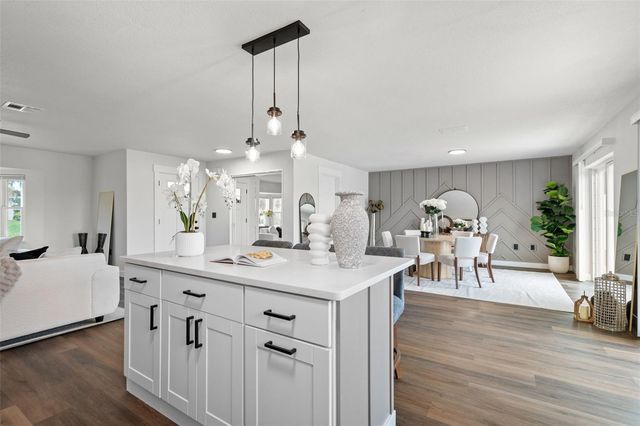 30 OAKLAND HILLS COURT, Rotonda West, FL 33947