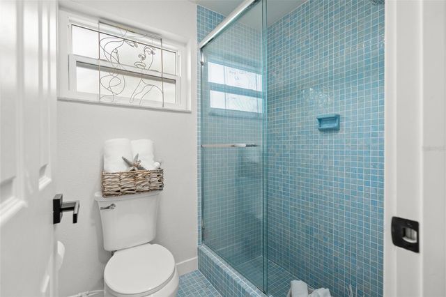 30 OAKLAND HILLS COURT, Rotonda West, FL 33947