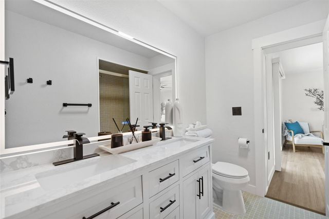 30 OAKLAND HILLS COURT, Rotonda West, FL 33947
