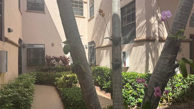 5195 Europa Drive H, Boynton Beach, FL 33437