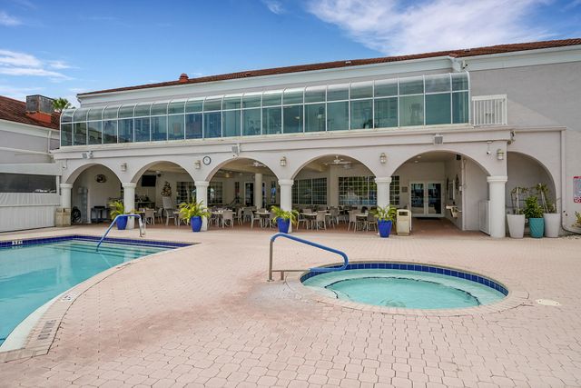 5195 Europa Drive H, Boynton Beach, FL 33437