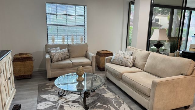 5195 Europa Drive H, Boynton Beach, FL 33437