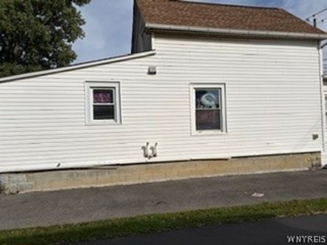 5640 Girard Avenue, Niagara Falls, NY 14304