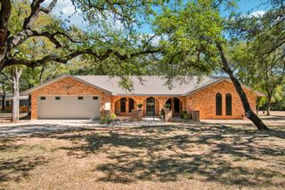 200 Serenada DR, Georgetown, TX 78628