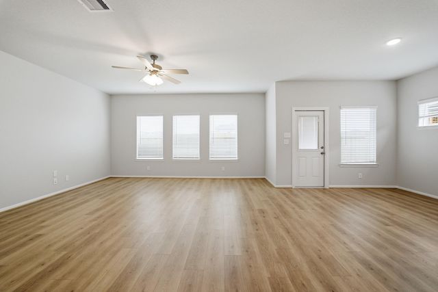 772 Red Mulberry Street, La Marque, TX 77568