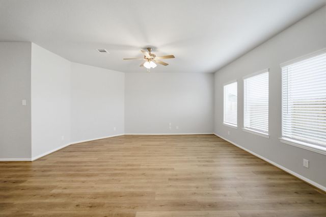 772 Red Mulberry Street, La Marque, TX 77568