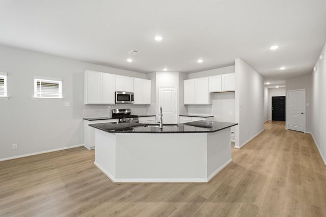 772 Red Mulberry Street, La Marque, TX 77568