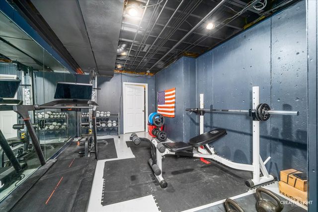 119 Settlers Drive, Naperville, IL 60565