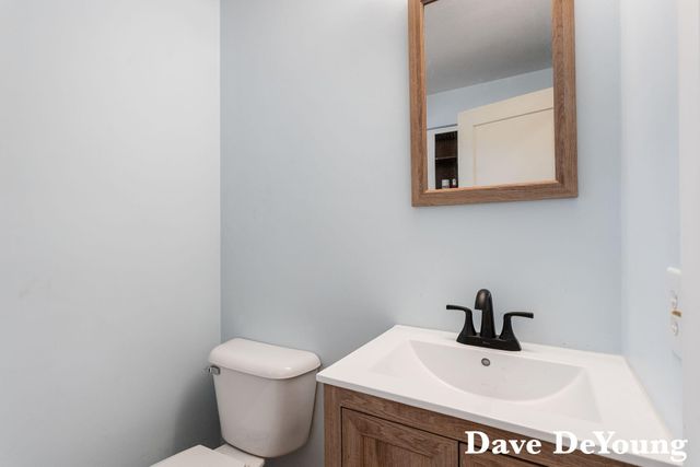 801 N 144th Avenue, Holland Twp, MI 49424