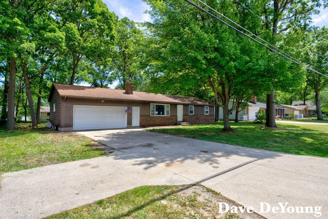 801 N 144th Avenue, Holland Twp, MI 49424