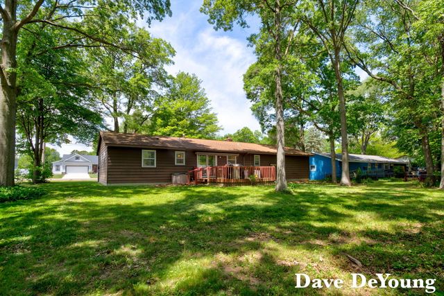 801 N 144th Avenue, Holland Twp, MI 49424
