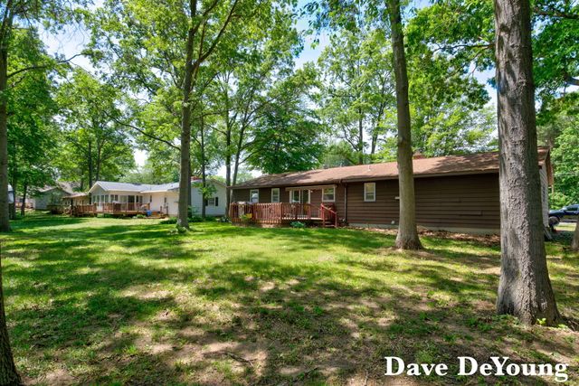 801 N 144th Avenue, Holland Twp, MI 49424
