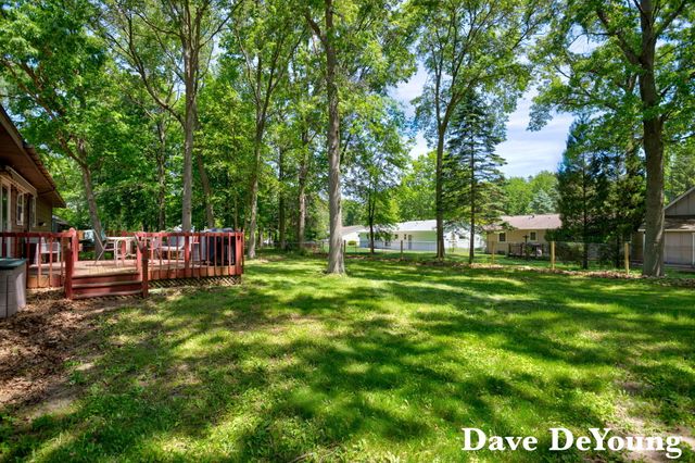 801 N 144th Avenue, Holland Twp, MI 49424