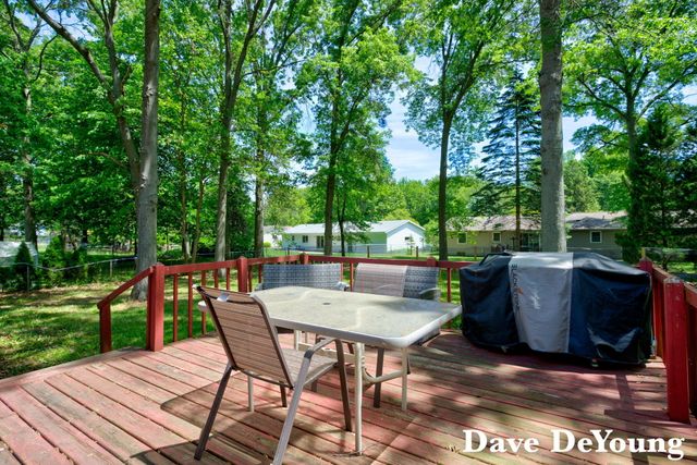 801 N 144th Avenue, Holland Twp, MI 49424