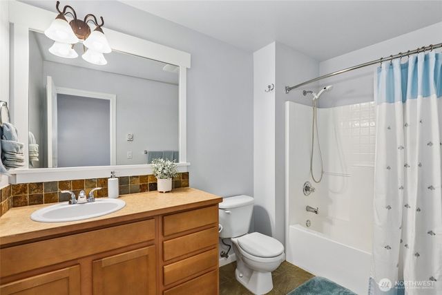 17208 138th Avenue Ct E, Puyallup, WA 98374