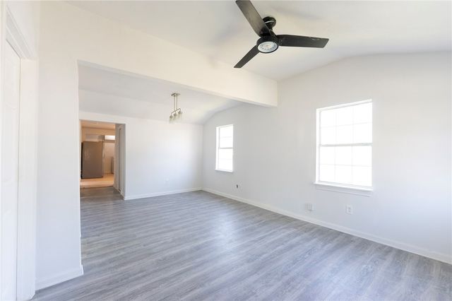 957 National Dr, Corpus Christi, TX 78416