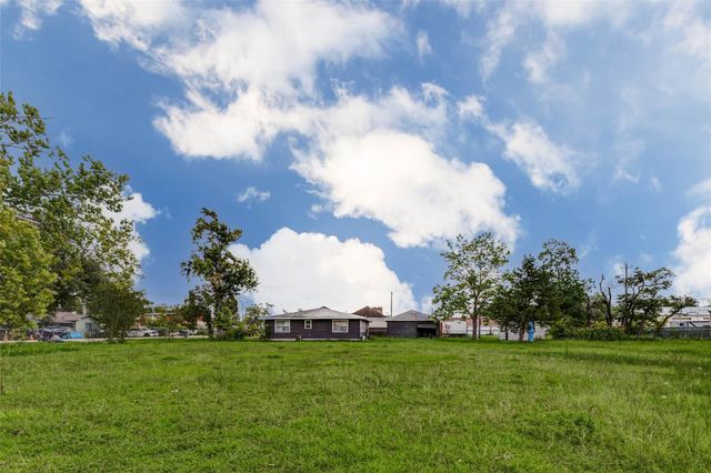 8537 Rannie Road, Houston, TX 77080
