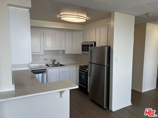 1431 Ocean Avenue 813, Santa Monica, CA 90401