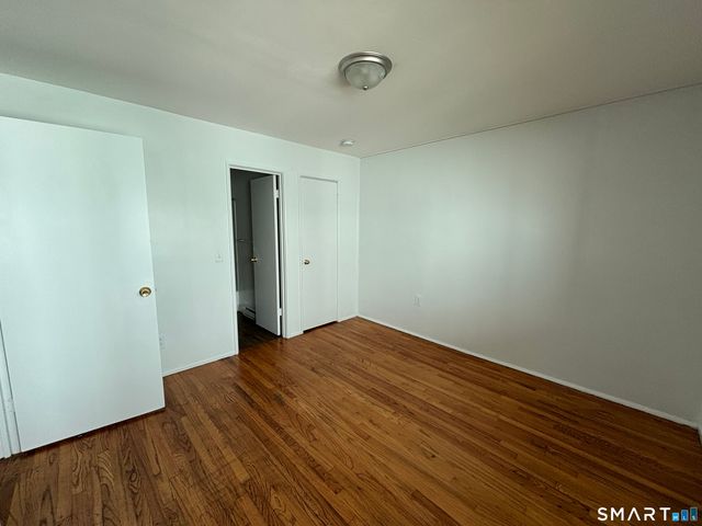 17 Ferris Avenue 8, Norwalk, CT 06854