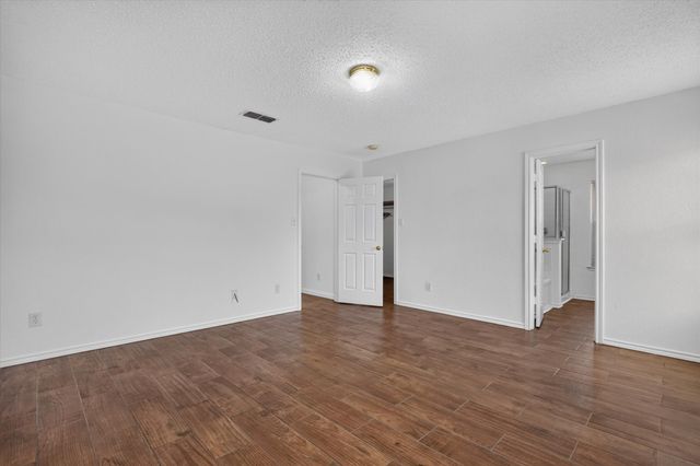 4008 Mantis Street, Fort Worth, TX 76106