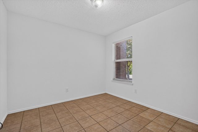 4008 Mantis Street, Fort Worth, TX 76106