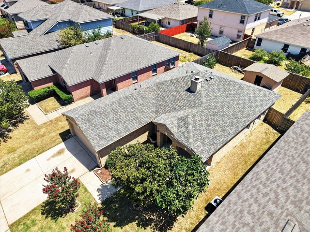 4008 Mantis Street, Fort Worth, TX 76106