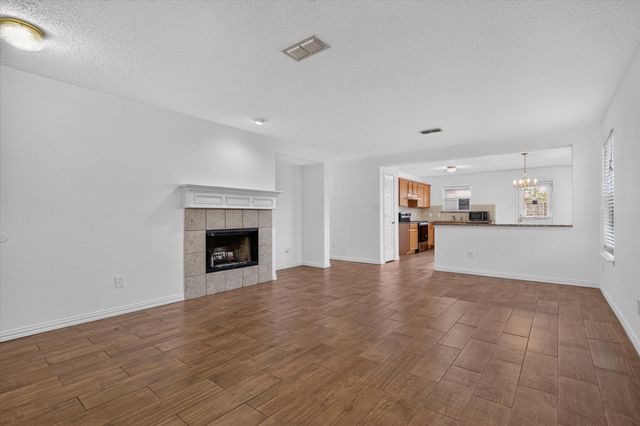 4008 Mantis Street, Fort Worth, TX 76106