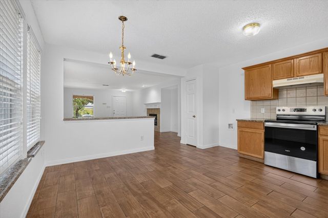 4008 Mantis Street, Fort Worth, TX 76106