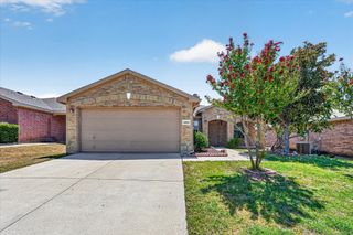 4008 Mantis Street, Fort Worth, TX 76106