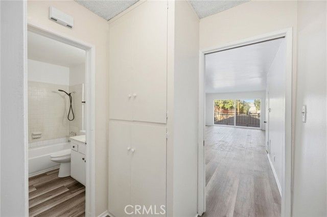 406 W Regent Street 13, Inglewood, CA 90301