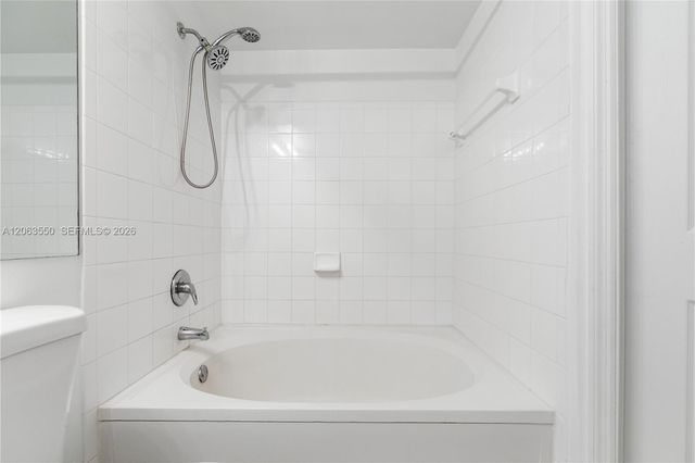 17100 N Bay Road 1712, Sunny Isles Beach, FL 33160