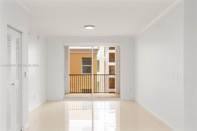 17100 N Bay Road 1712, Sunny Isles Beach, FL 33160