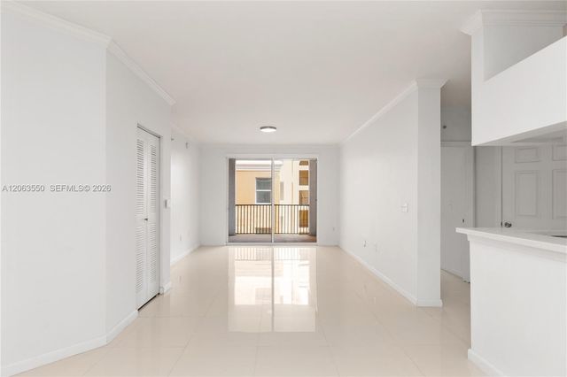 17100 N Bay Road 1712, Sunny Isles Beach, FL 33160