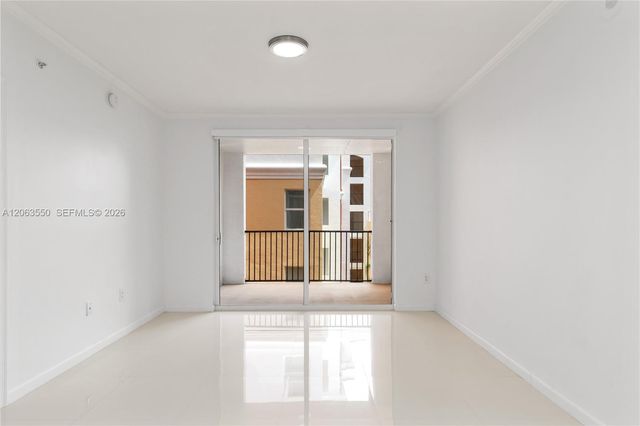17100 N Bay Road 1712, Sunny Isles Beach, FL 33160