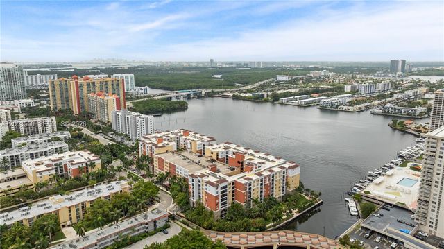 17100 N Bay Road 1712, Sunny Isles Beach, FL 33160