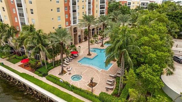 17100 N Bay Road 1712, Sunny Isles Beach, FL 33160