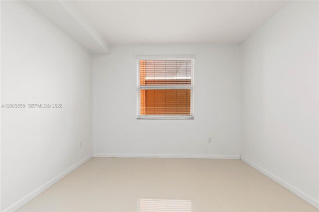 17100 N Bay Road 1712, Sunny Isles Beach, FL 33160